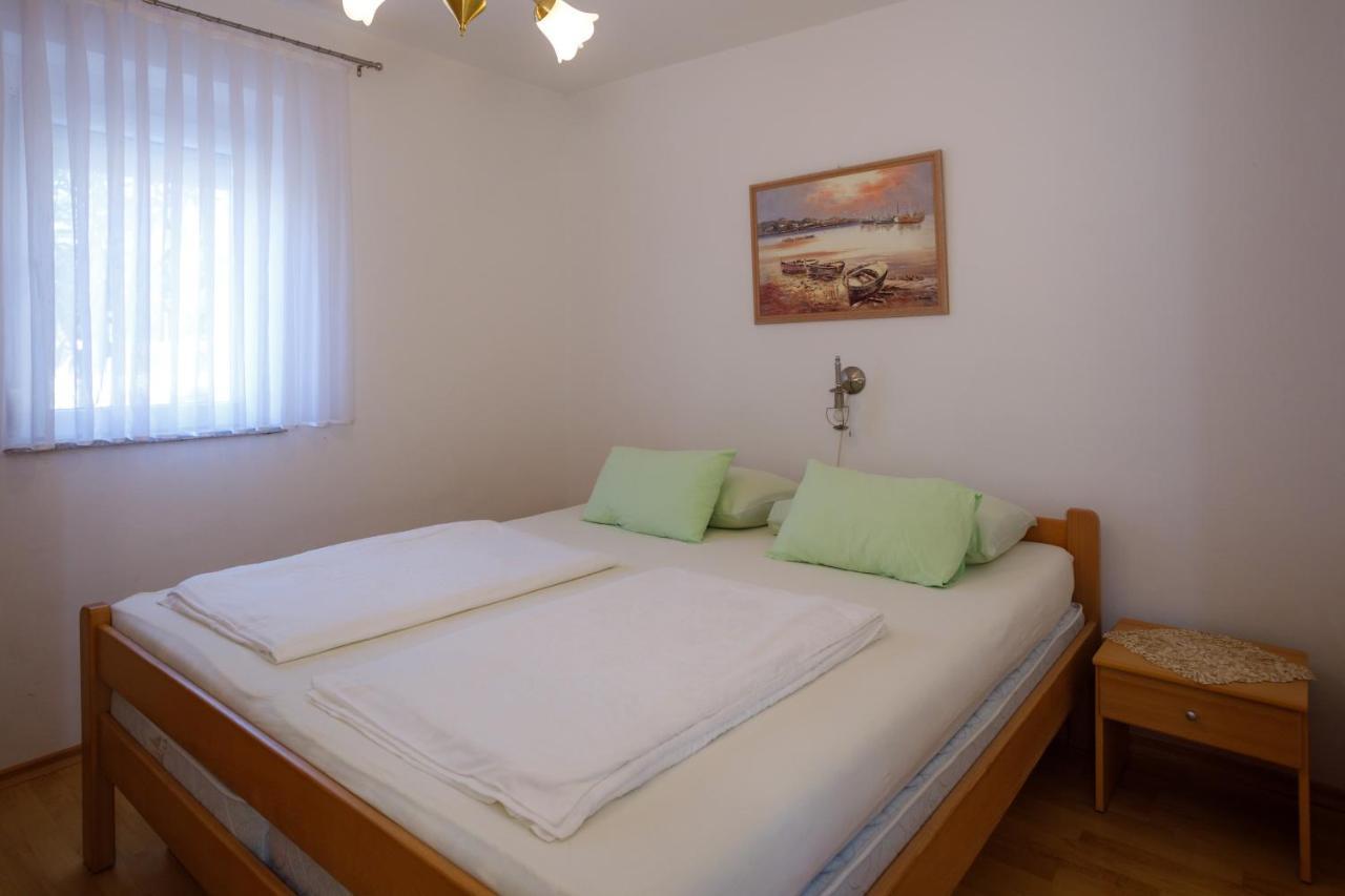 Apartmani Bakran Krk Town Eksteriør billede