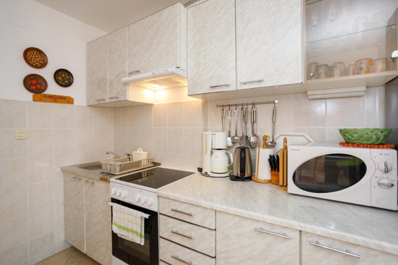 Apartmani Bakran Krk Town Eksteriør billede